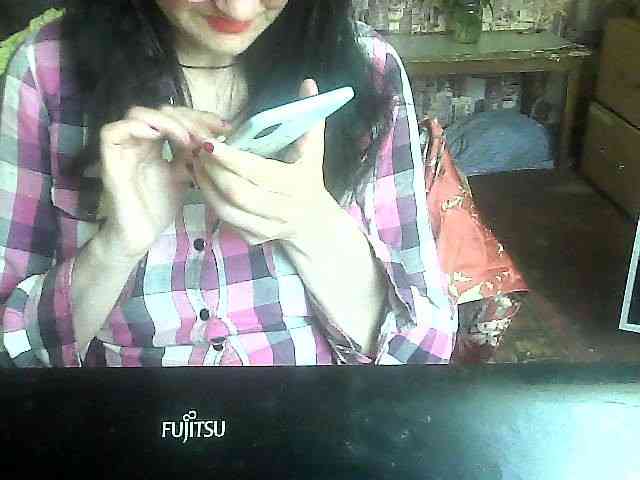 LynnYana webcam