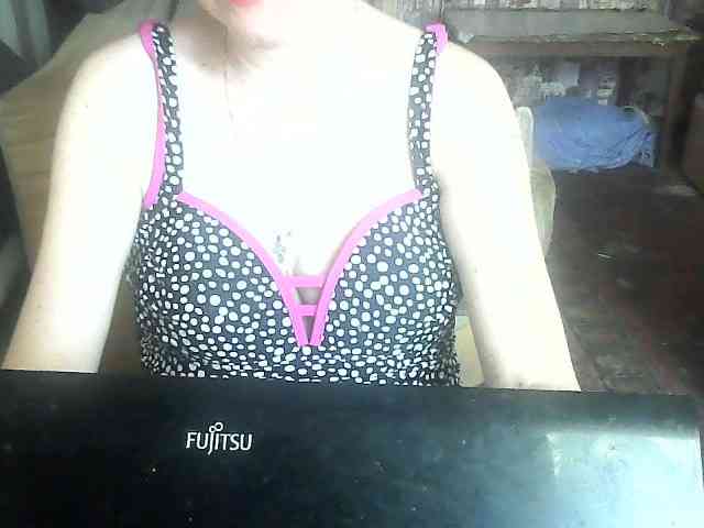 LynnYana webcam