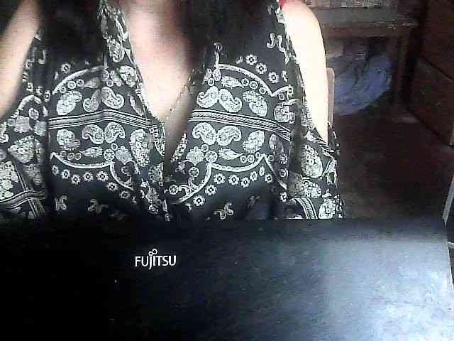 LynnYana webcam