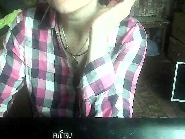 LynnYana webcam