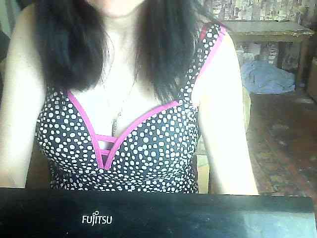 LynnYana webcam