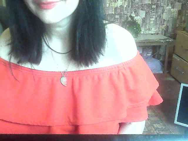 LynnYana webcam