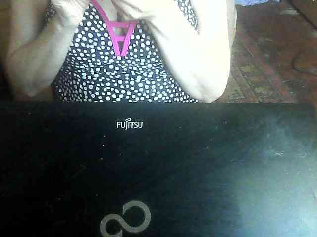 LynnYana webcam