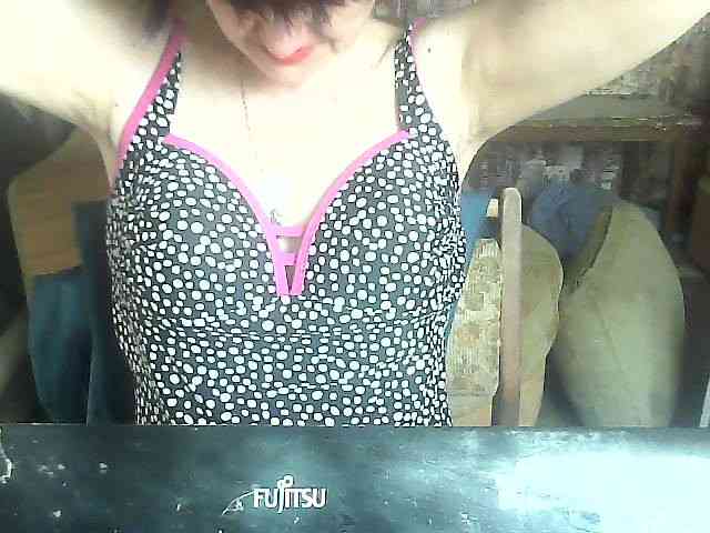 LynnYana webcam