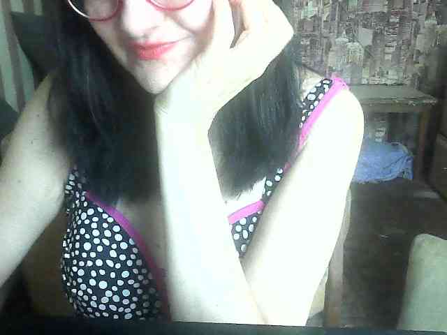 LynnYana webcam