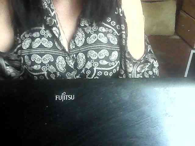 LynnYana webcam