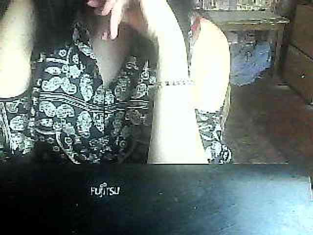 LynnYana webcam