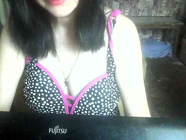 LynnYana webcam