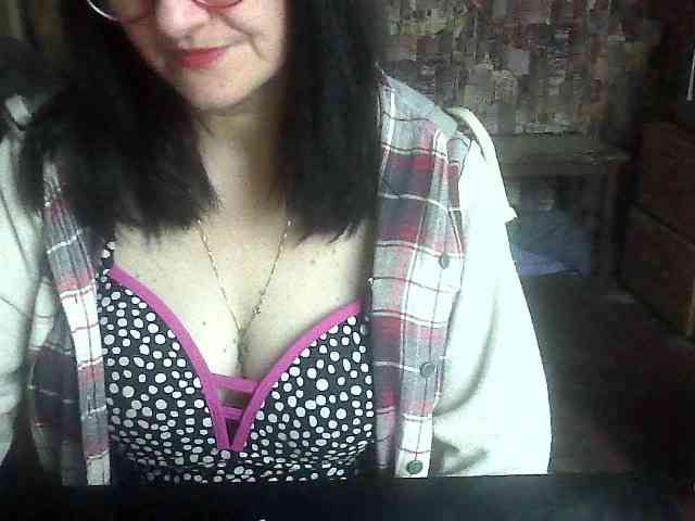 LynnYana webcam