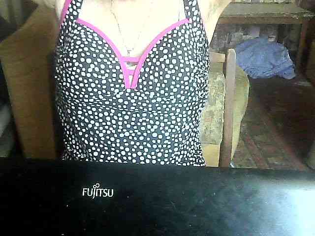 LynnYana webcam