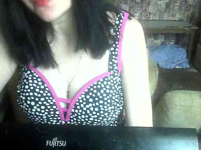 LynnYana webcam