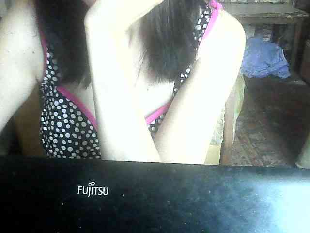 LynnYana webcam