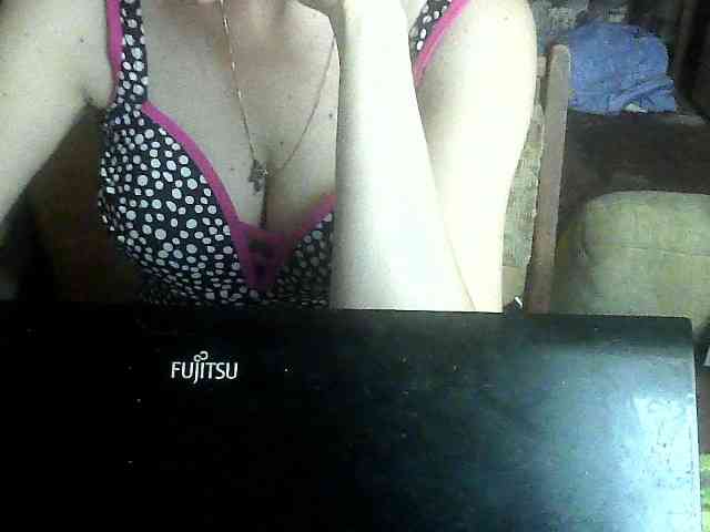 LynnYana webcam