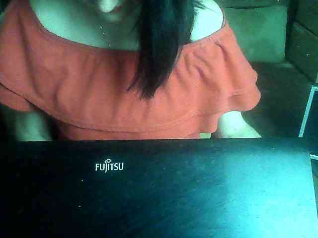 LynnYana webcam