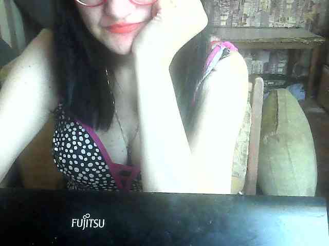 LynnYana webcam