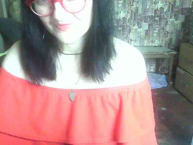 LynnYana webcam