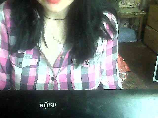 LynnYana webcam