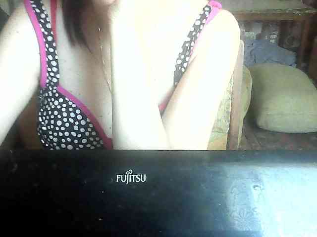 LynnYana webcam