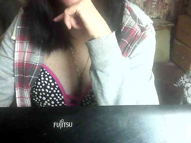 LynnYana webcam