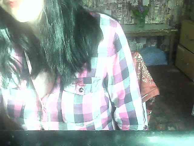 LynnYana webcam