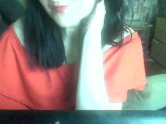 LynnYana webcam