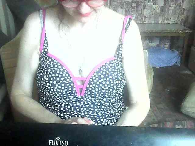 LynnYana webcam