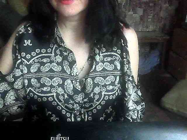 LynnYana webcam