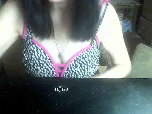 LynnYana webcam