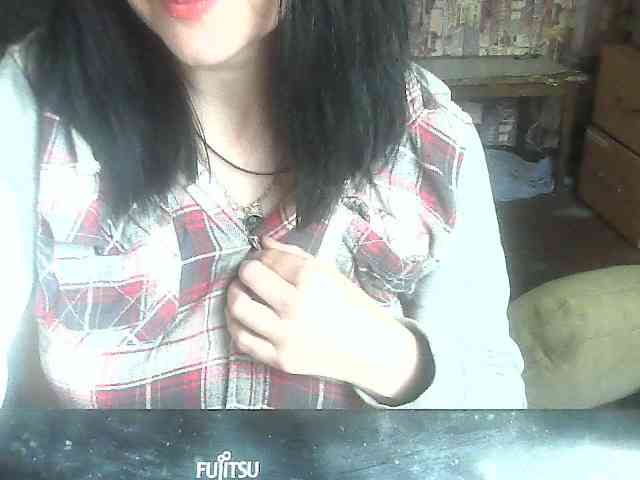 LynnYana webcam