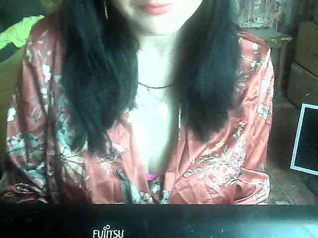 LynnYana webcam