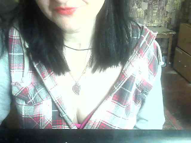 LynnYana webcam