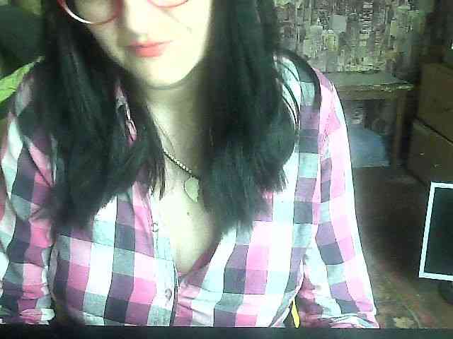 LynnYana webcam