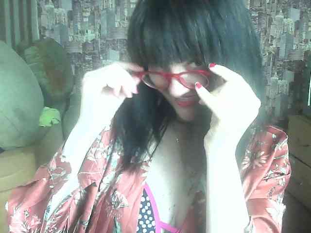 LynnYana webcam