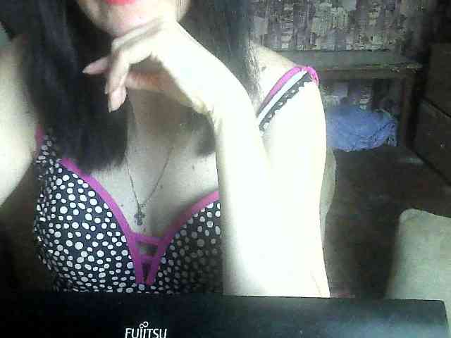 LynnYana webcam