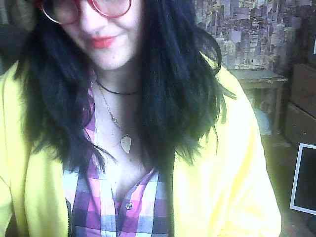 LynnYana webcam