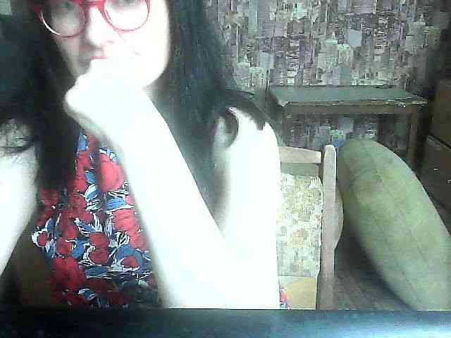 LynnYana webcam