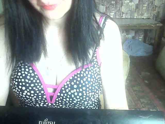 LynnYana webcam