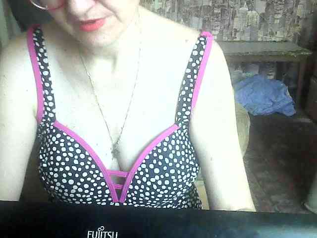 LynnYana webcam