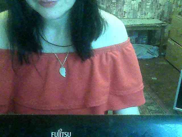 LynnYana webcam