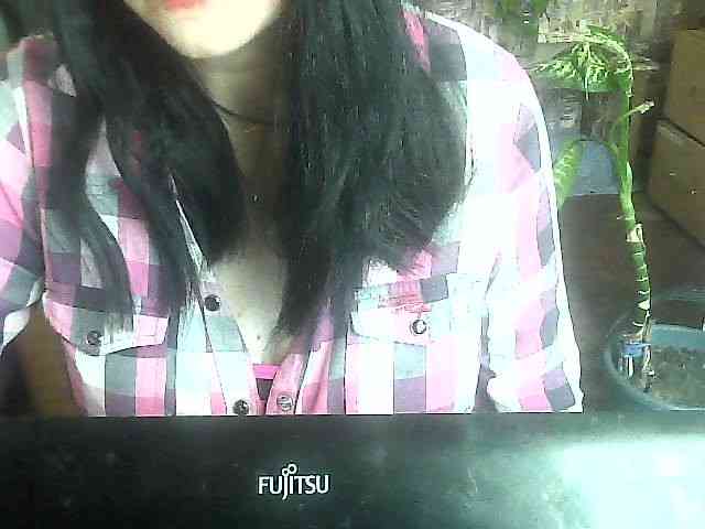 LynnYana webcam