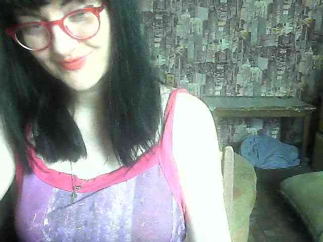 LynnYana webcam