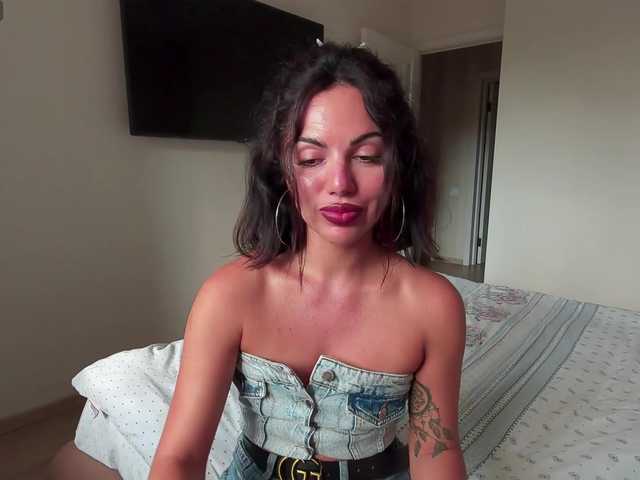 AddictedSabi live cam on BongaCams