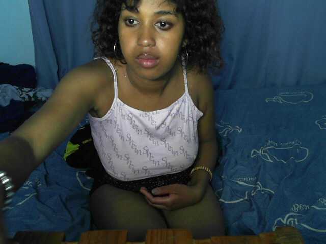 Bigasssex69 live cam preview