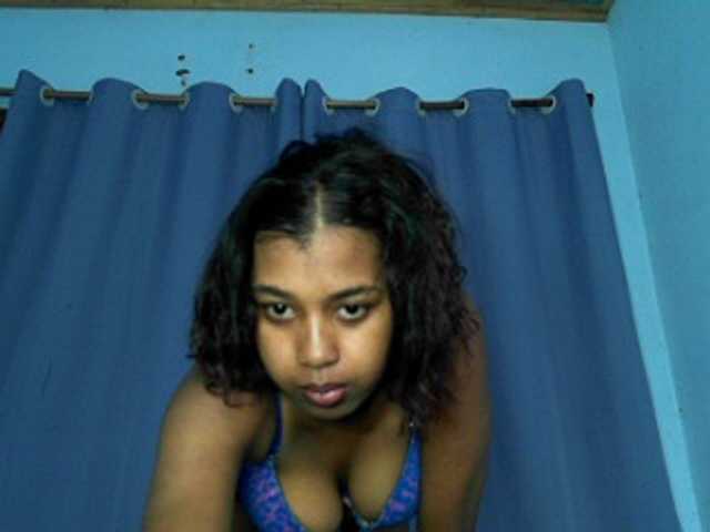 Bigasssex69 live cam preview