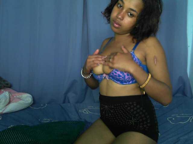 Bigasssex69 live cam preview