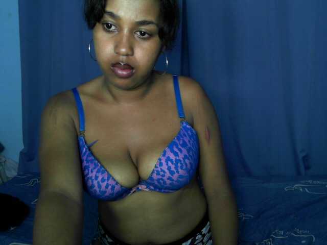 Bigasssex69 live cam on BongaCams