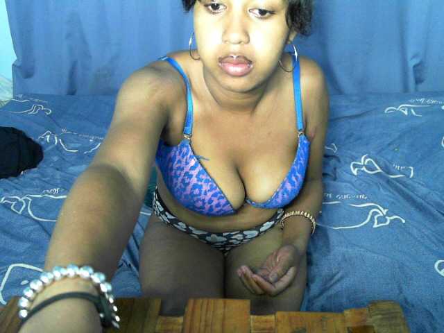 Bigasssex69 live cam preview