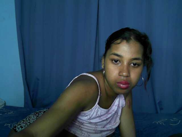 Bigasssex69 live cam preview