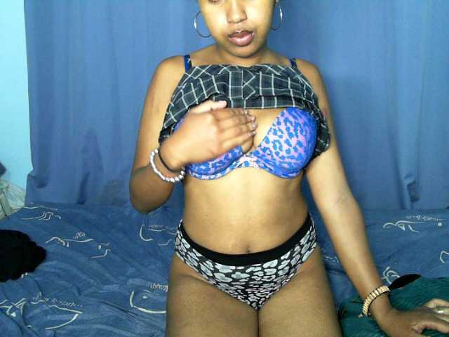 Bigasssex69 live cam preview