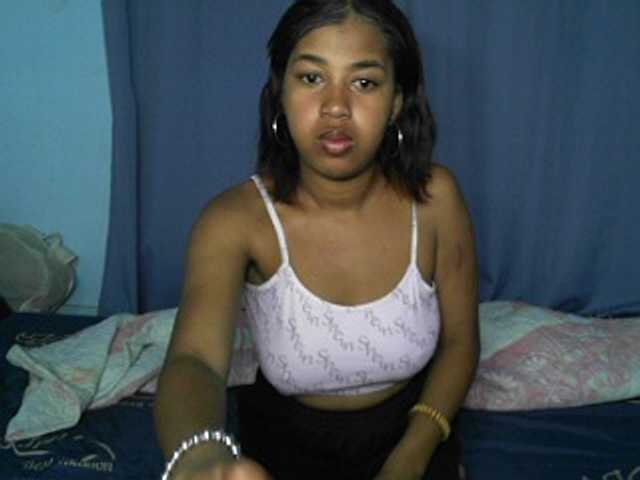 Bigasssex69 live cam on BongaCams